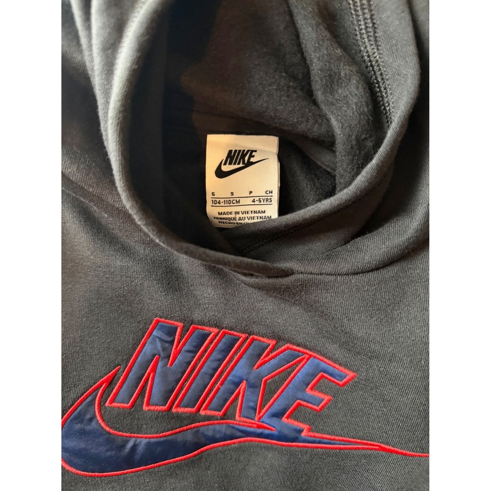 Nike Hoodie Kids Size 4-5 Black New Embroidered Logo Graphic Pullover NWT